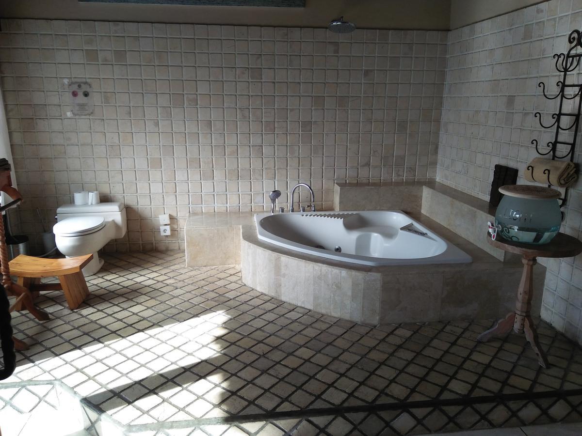 Villa Gaia Убуд Экстерьер фото